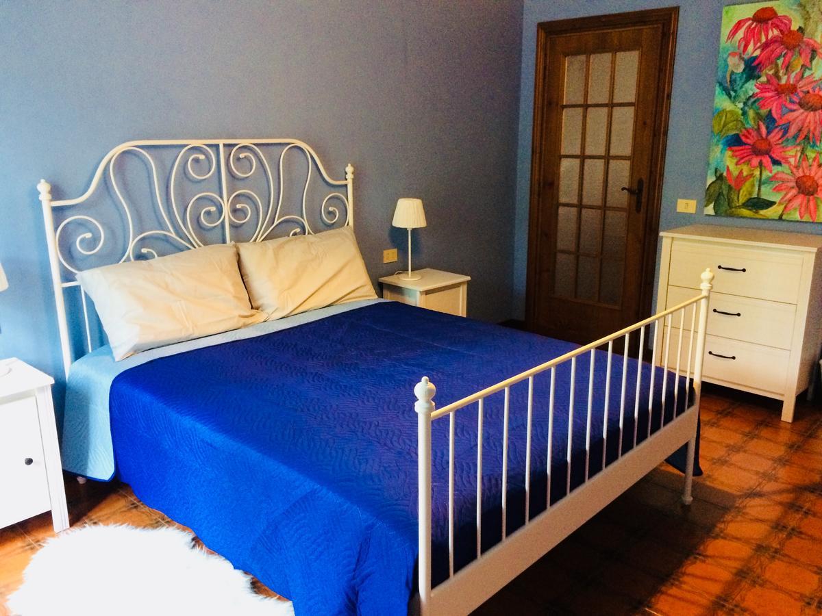 Tana Dell'Elfo B&B กาวี ภายนอก รูปภาพ
