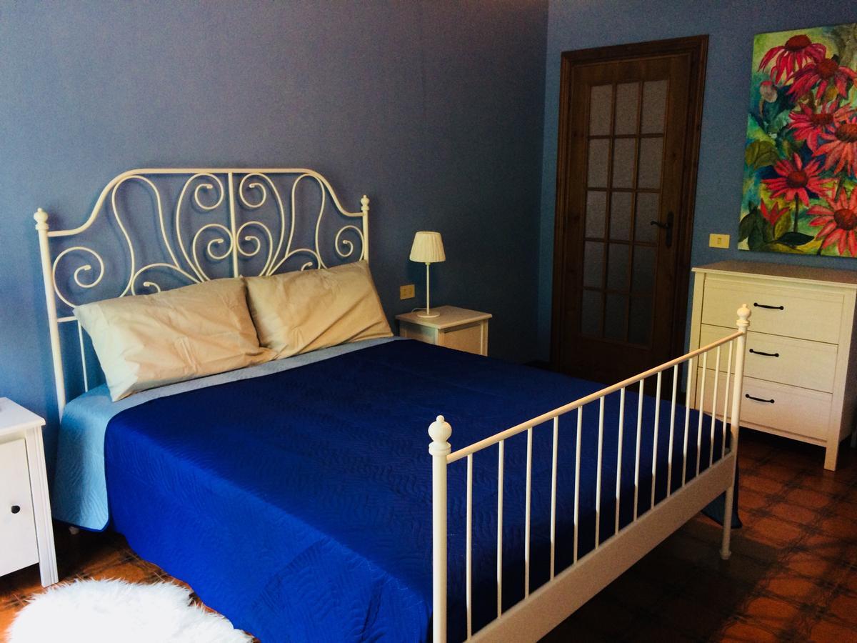 Tana Dell'Elfo B&B กาวี ภายนอก รูปภาพ