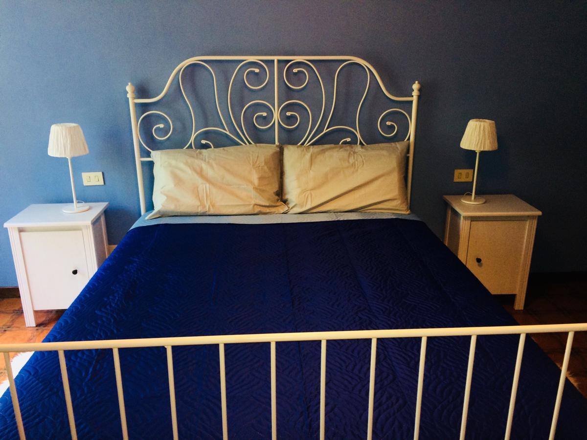 Tana Dell'Elfo B&B กาวี ภายนอก รูปภาพ